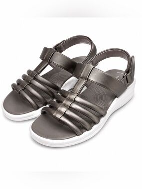 NEW Clarks Cloudsteppers Strappy Comfort Sandals 8W